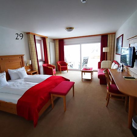 Wander- & Wellnesshotel Naegele Hoechenschwand Exterior photo