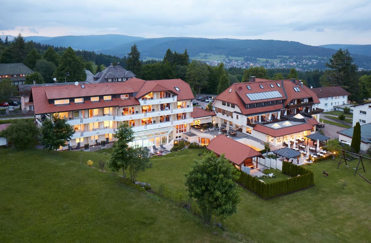 Wander- & Wellnesshotel Naegele Hoechenschwand Exterior photo